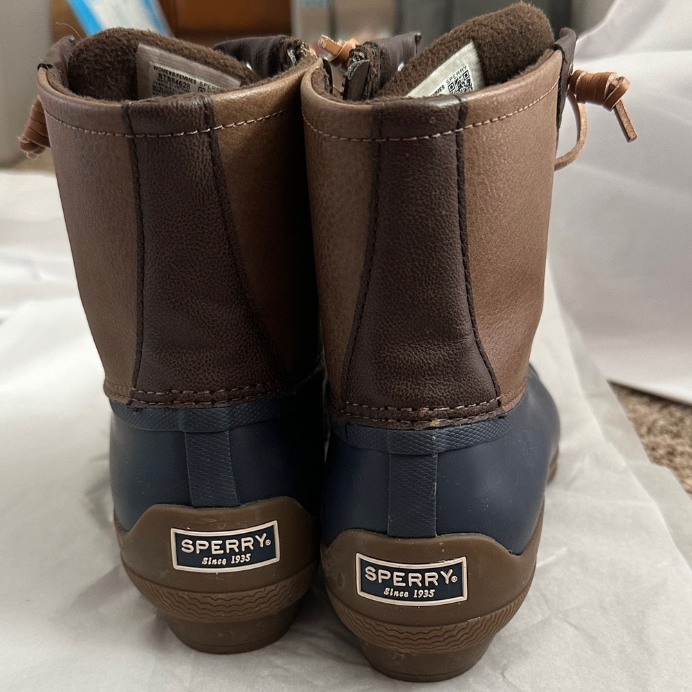 Sperry women’s Brown and Navy Boots, waterproof Duck boots, size 9 - Picture 4 of 7